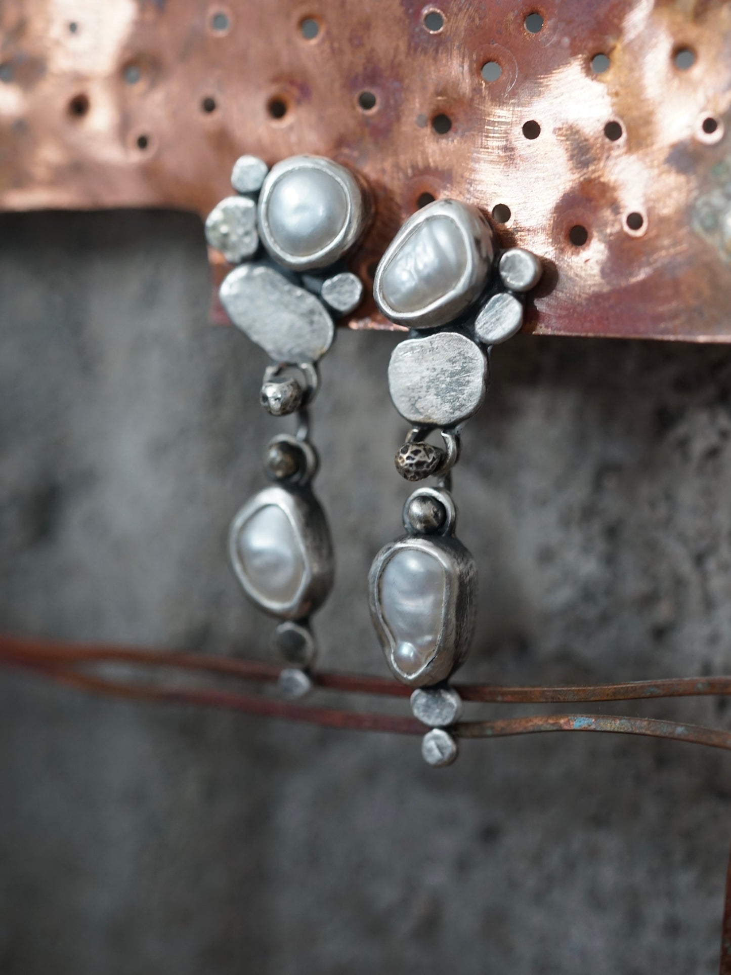 Winter Pearl earrings
