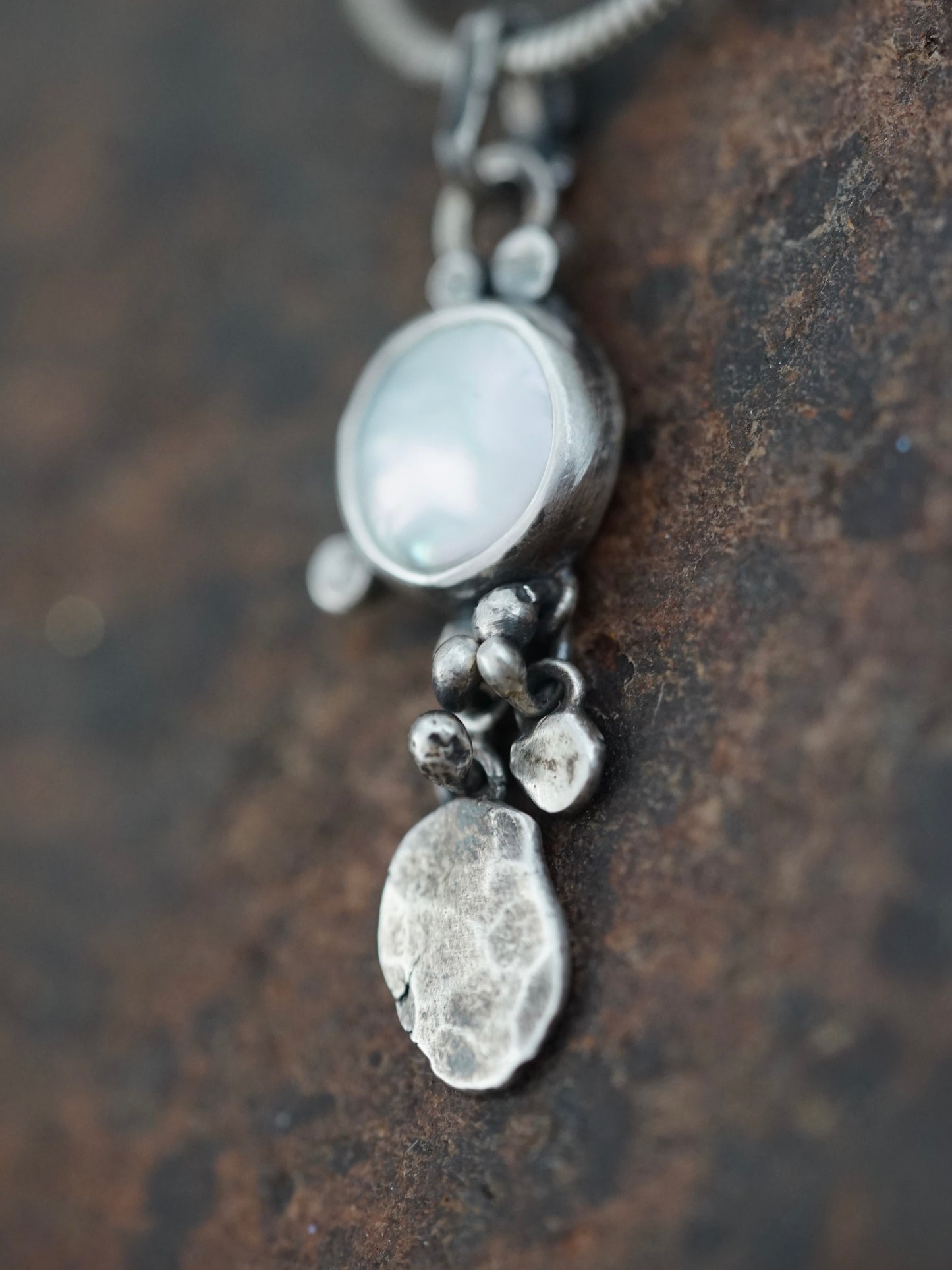 Winter pearl pendant