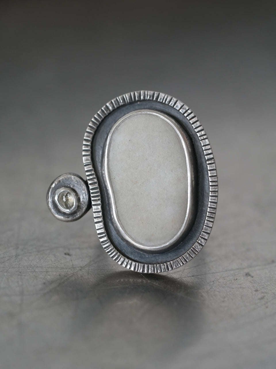 Mother whale, Large pebble and uncut clear diamond ring, size 6