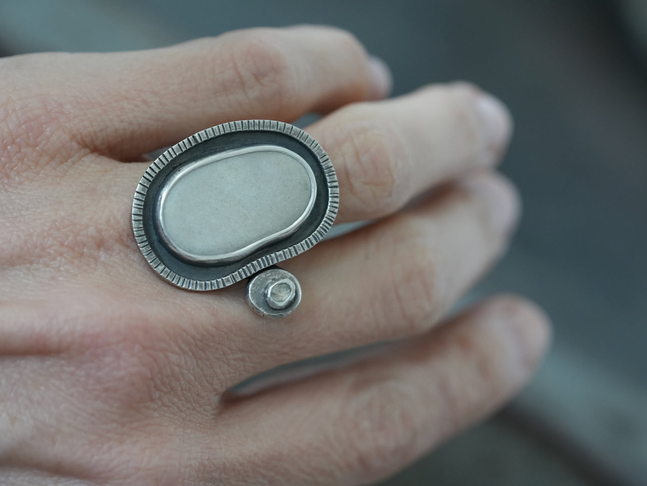 Mother whale, Large pebble and uncut clear diamond ring, size 6