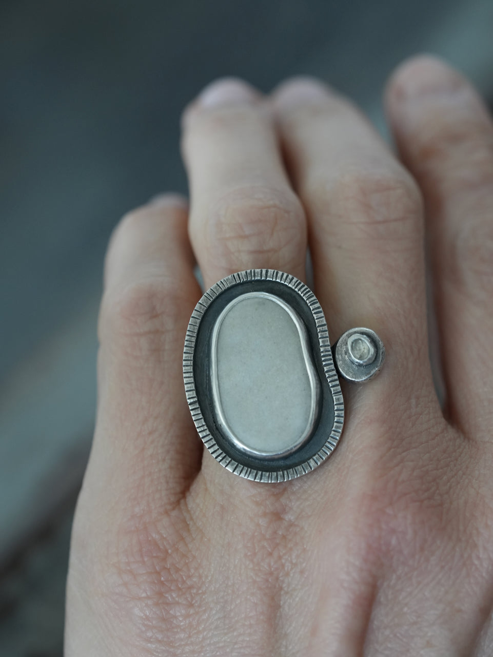 Mother whale, Large pebble and uncut clear diamond ring, size 6