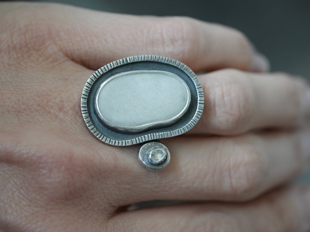 Mother whale, Large pebble and uncut clear diamond ring, size 6