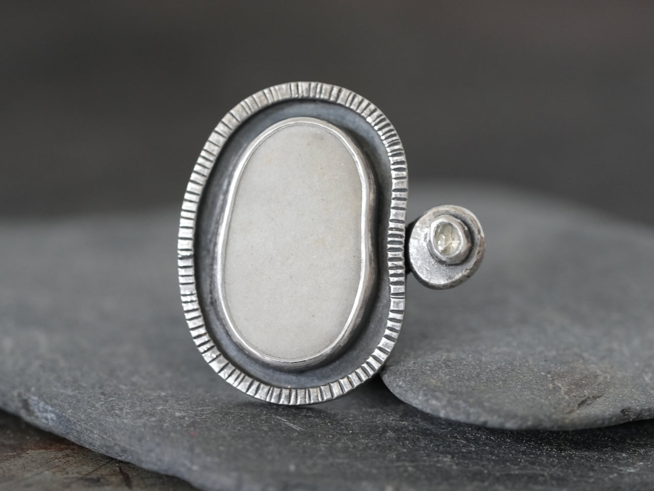 Mother whale, Large pebble and uncut clear diamond ring, size 6