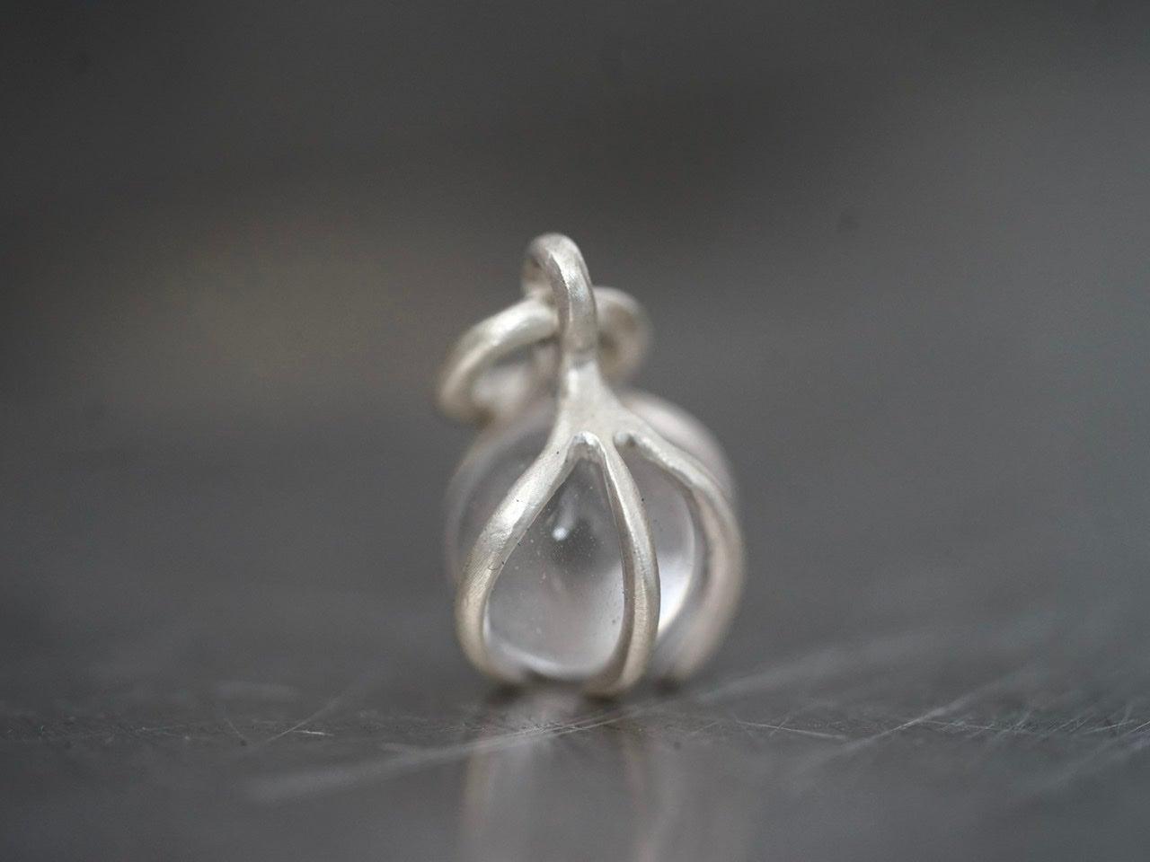 Crystal globe pendant small