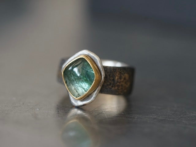 Green tourmaline and gold ring size 7.5