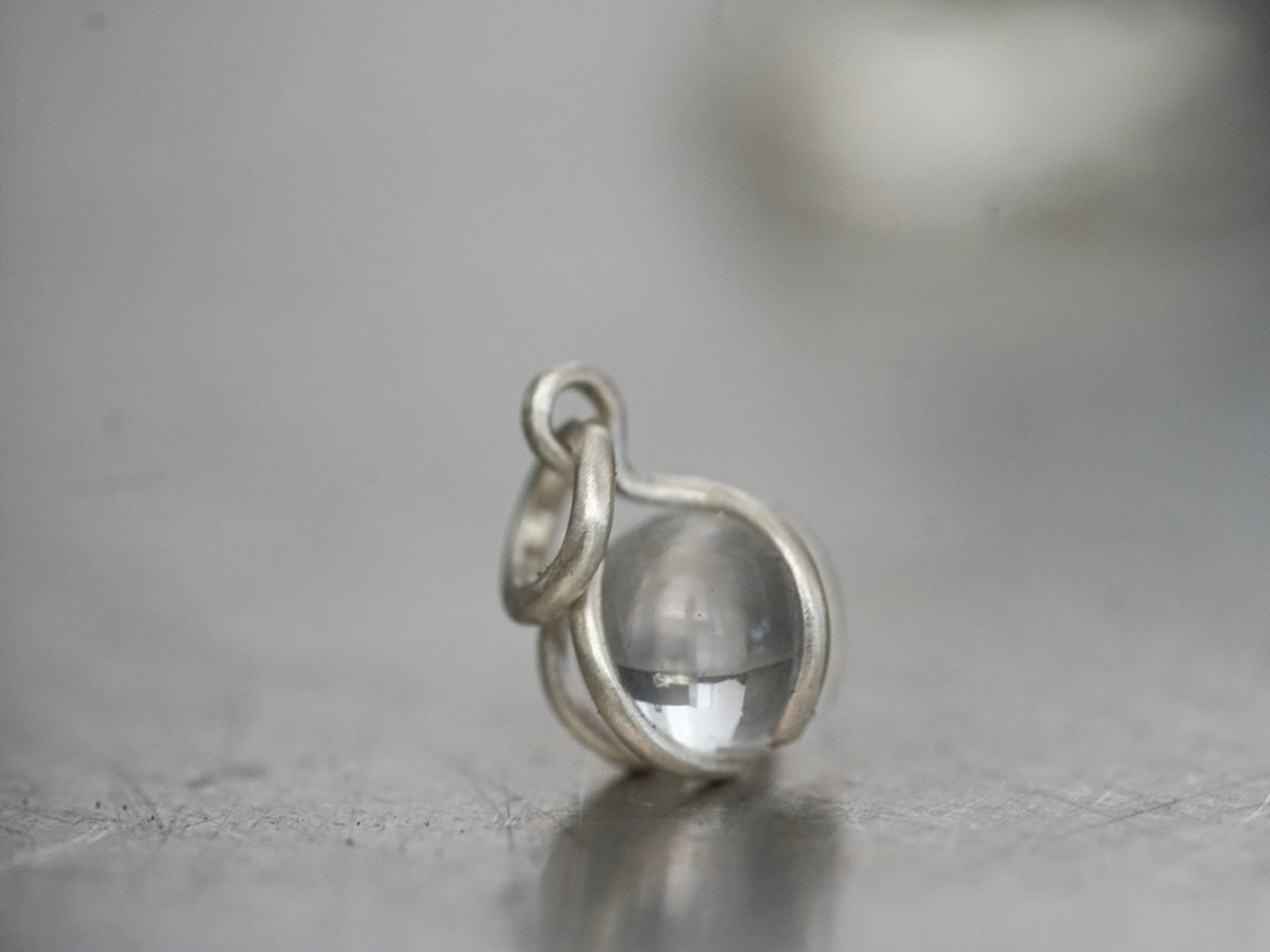 Crystal globe pendant small