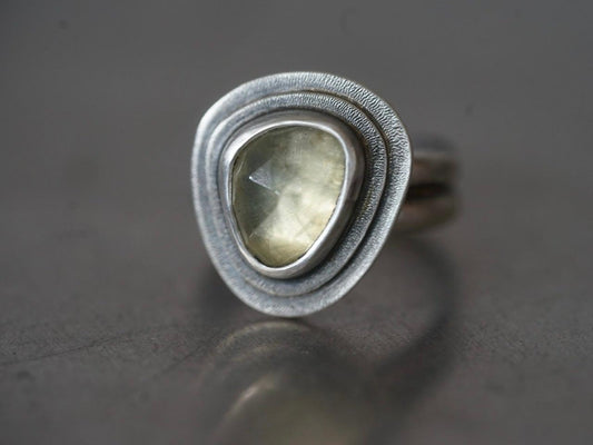 Prehnite ring, size 7