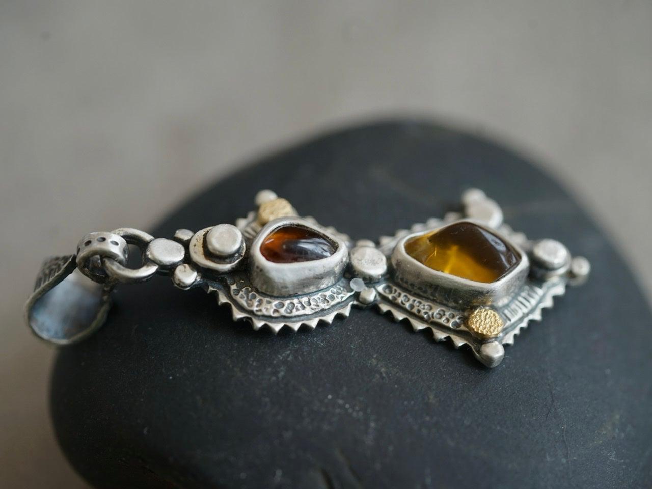 Honey and molasses pendant
