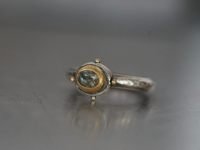 Green sapphire direction ring, size 6.25,