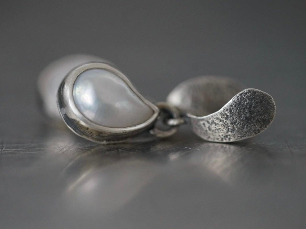 Dangly freshwater pearl post earrings