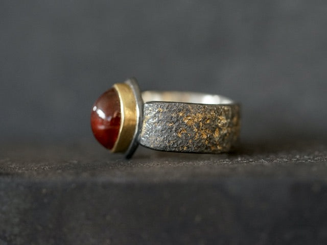 Exquisite hessonite garnet and gold ring, size 6