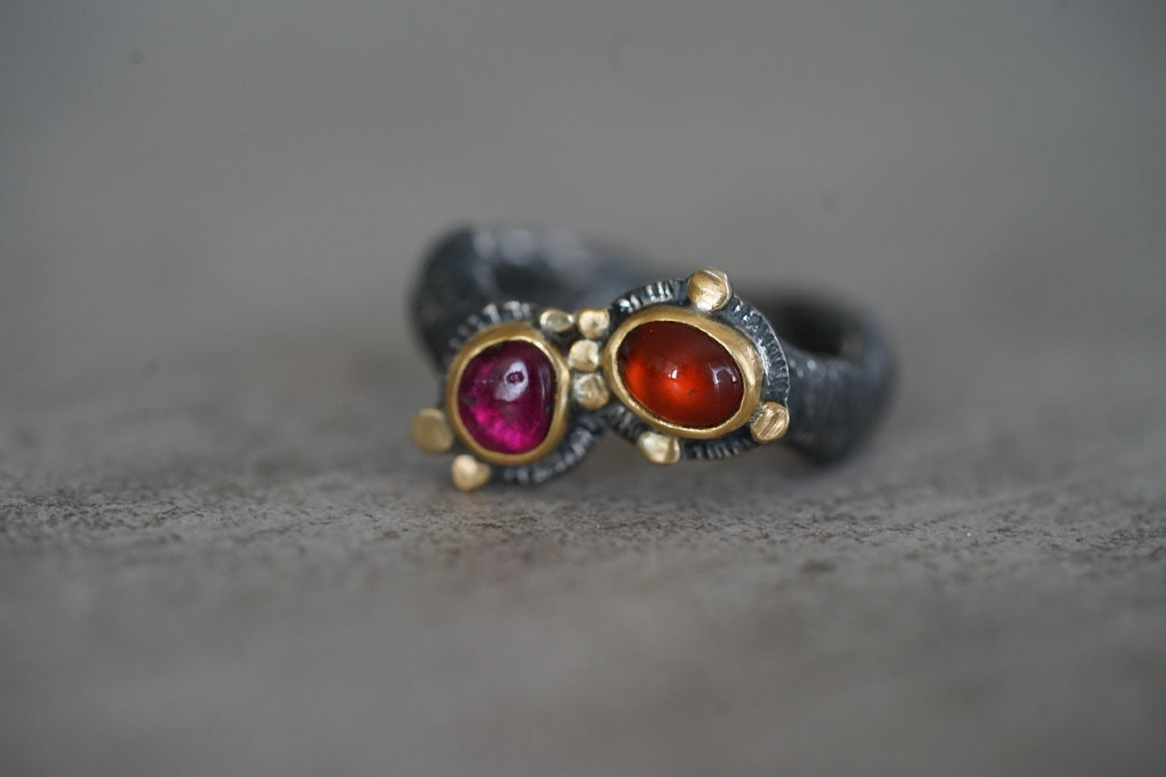 Gold embellished garnet and tourmaline ring, size 6.25