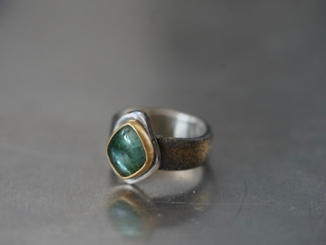 Green tourmaline and gold ring size 7.5