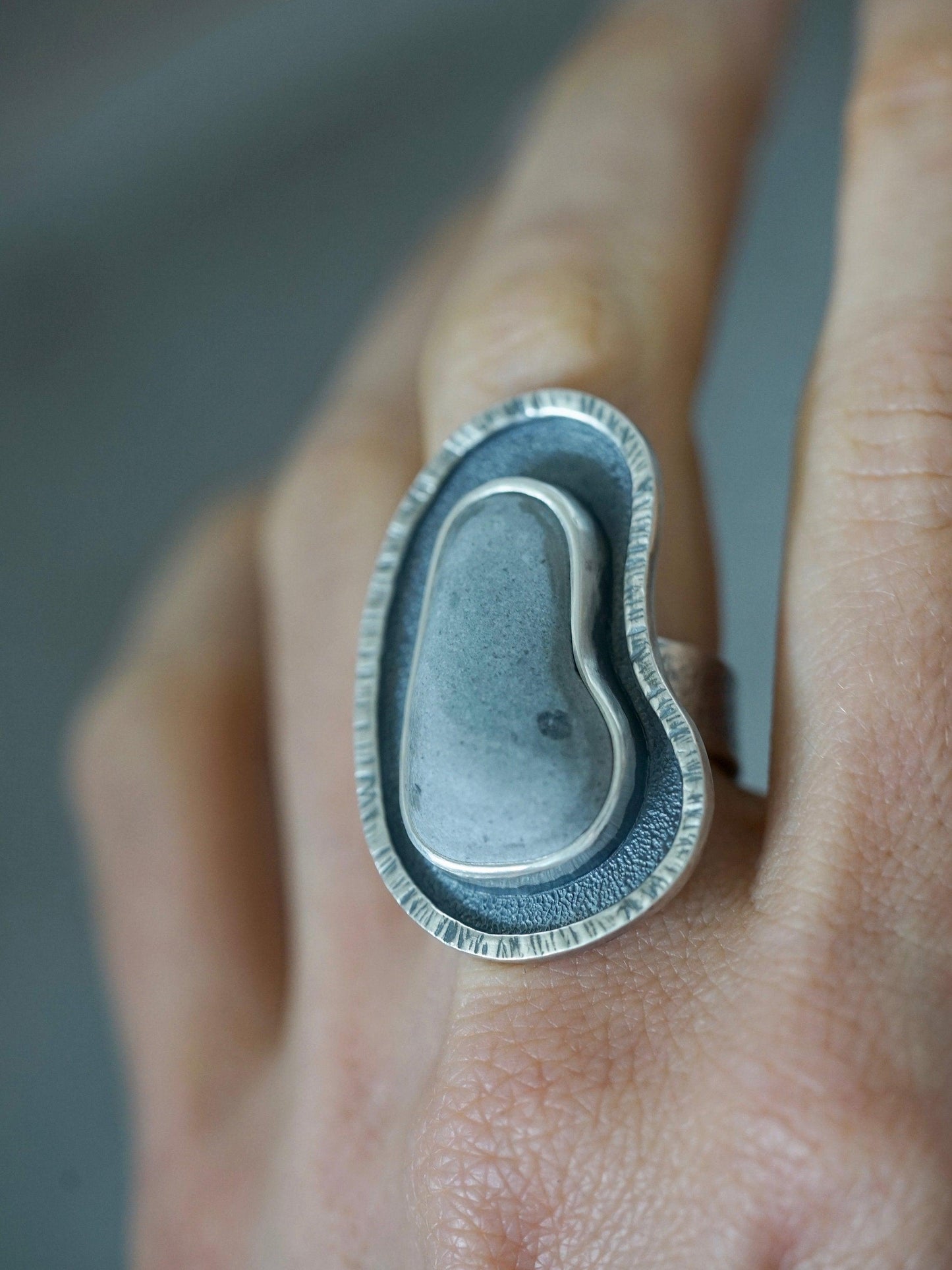 Beach pebble ring, size 7