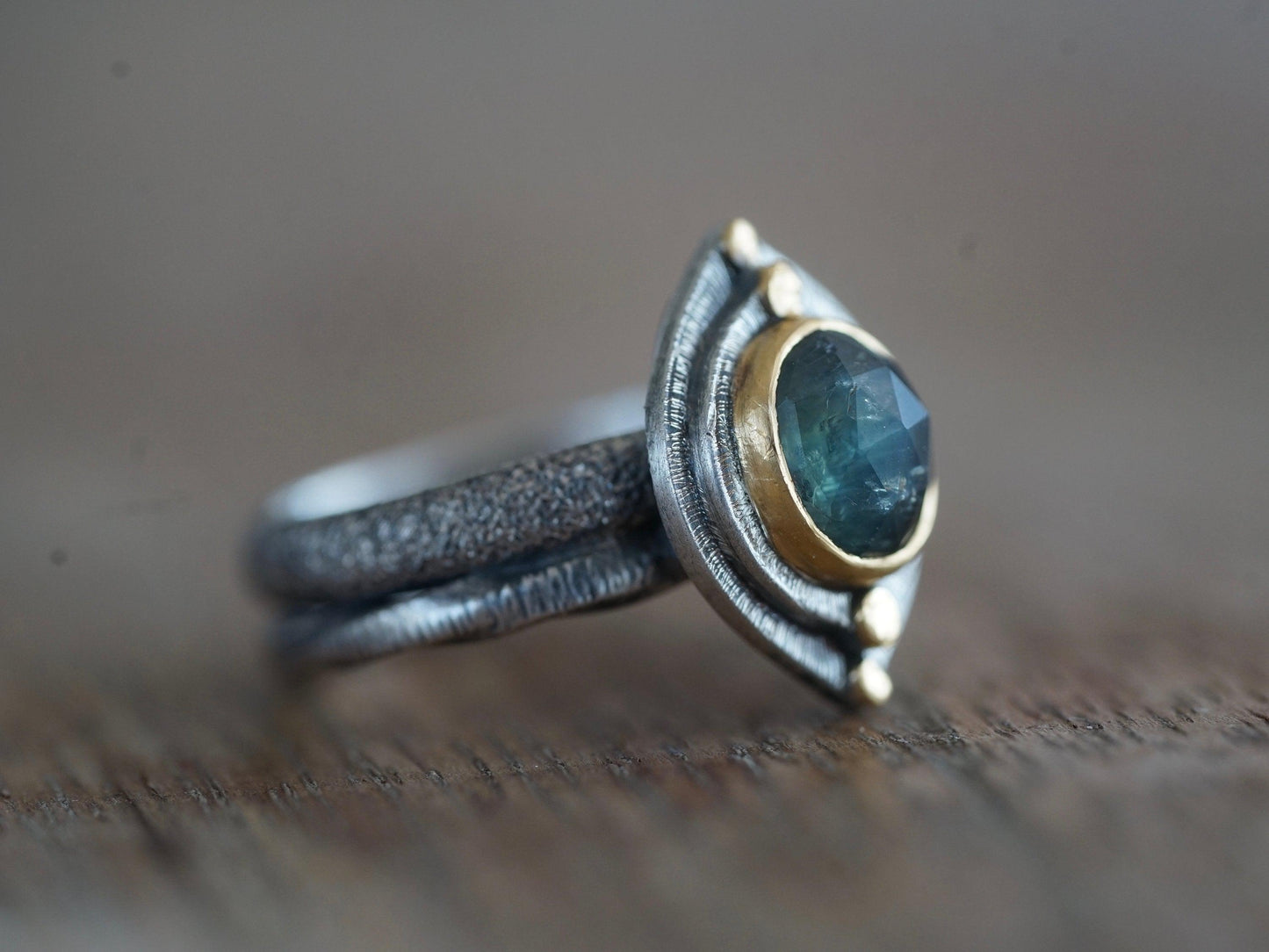 RESERVED FOR JESSICA custom made blue-green sapphire ring seit in 22K gold size 5