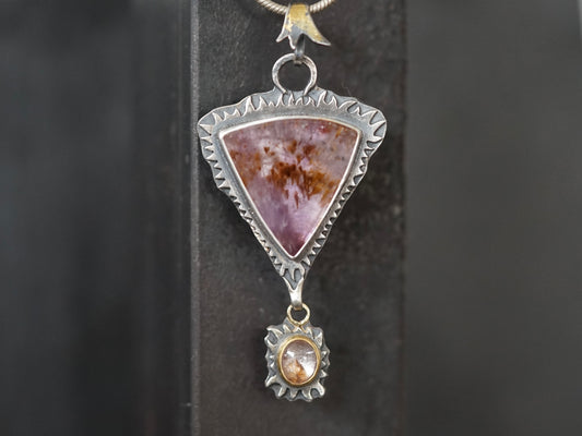 Romantic love, super 7 and sapphire pendant