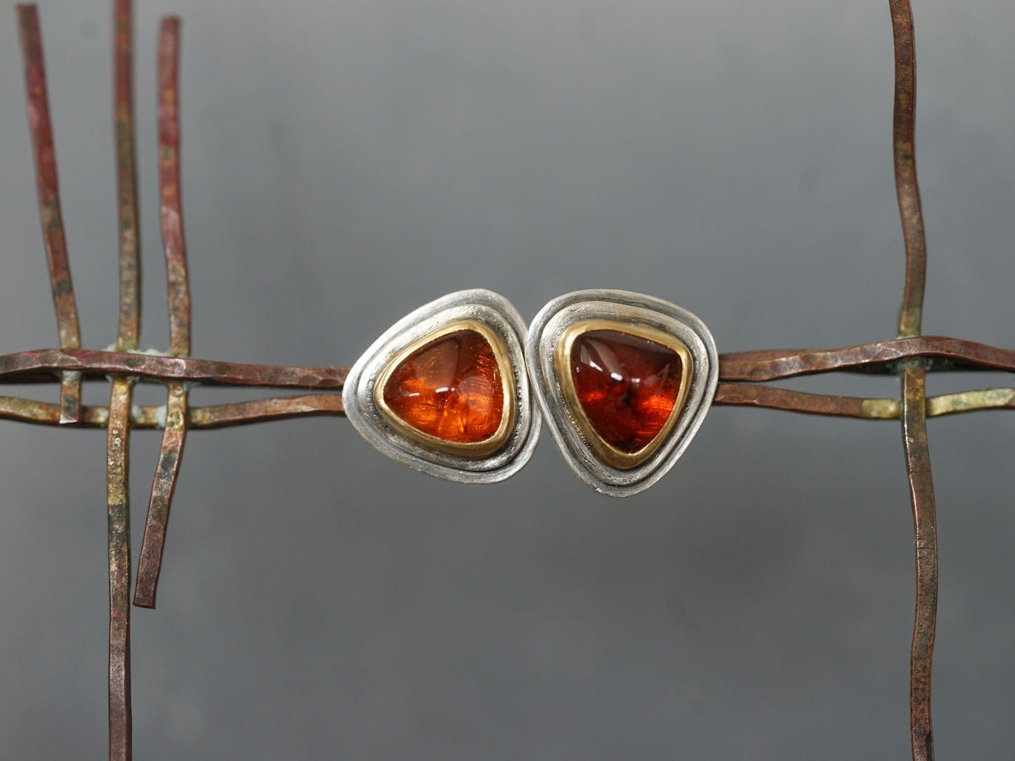 Elegant, modern hessonite garnet and gold earrings