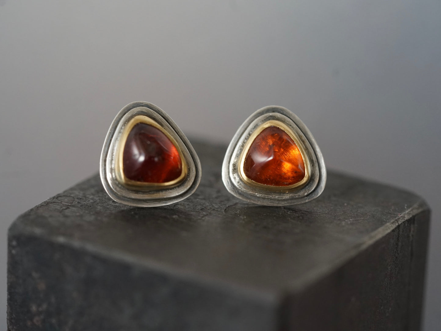 Elegant, modern hessonite garnet and gold earrings