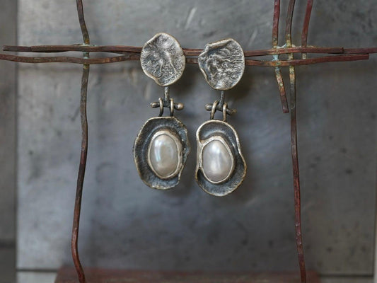 Melted series, freshwater pearl earrings
