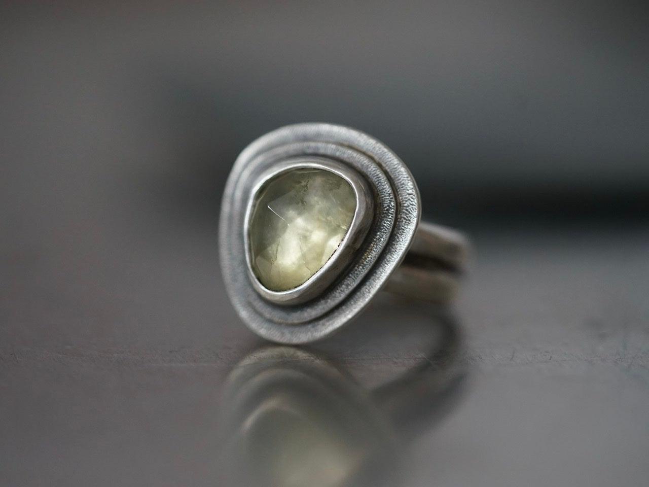 Prehnite ring, size 7