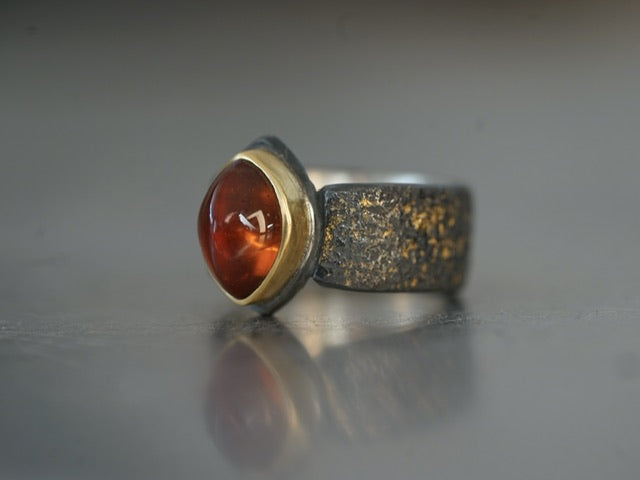 Exquisite hessonite garnet and gold ring, size 6