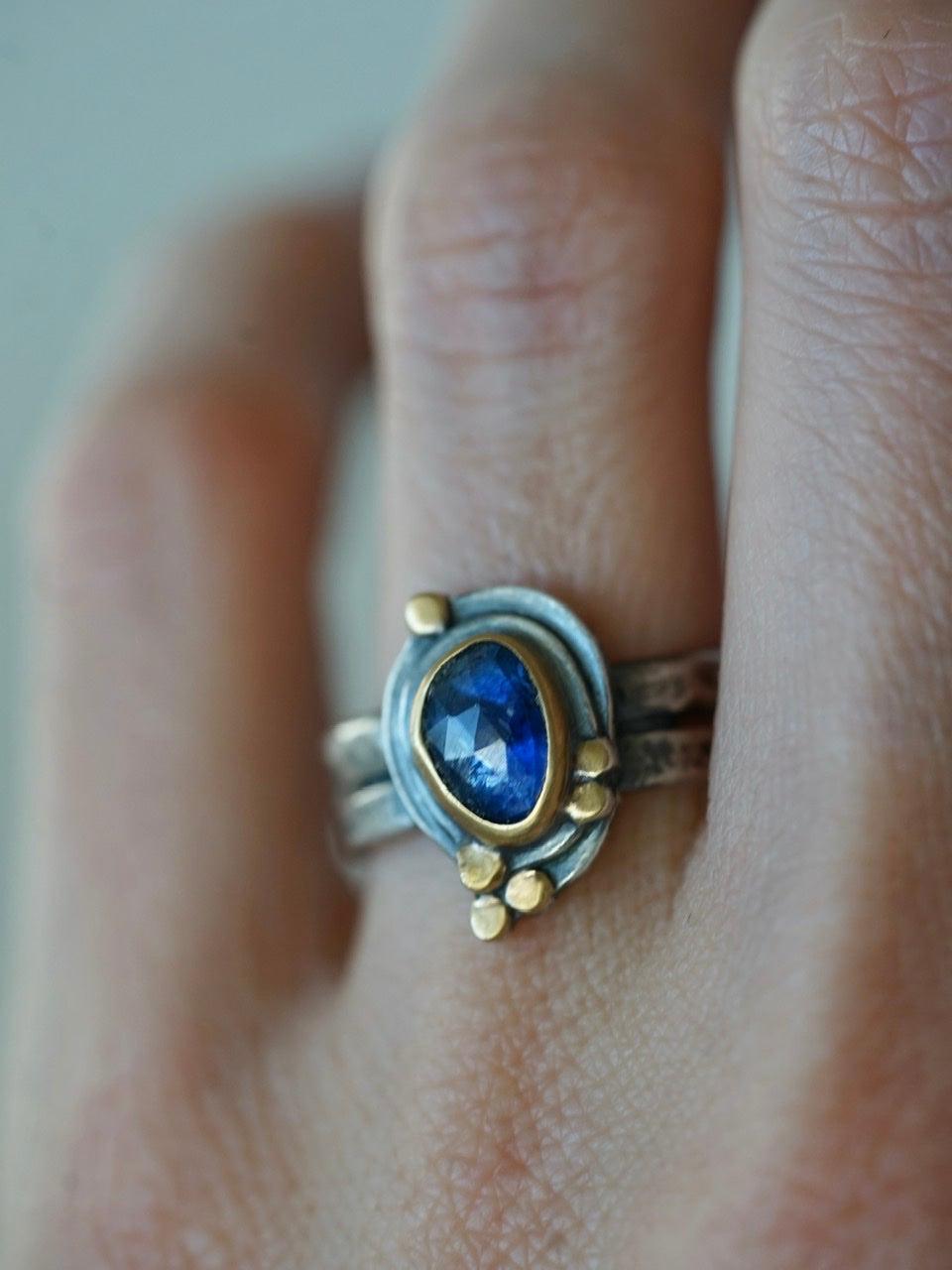 Royal blue sapphire ring size 7