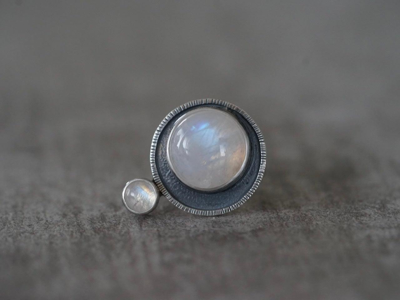 Moonstone satellite ring, size 7