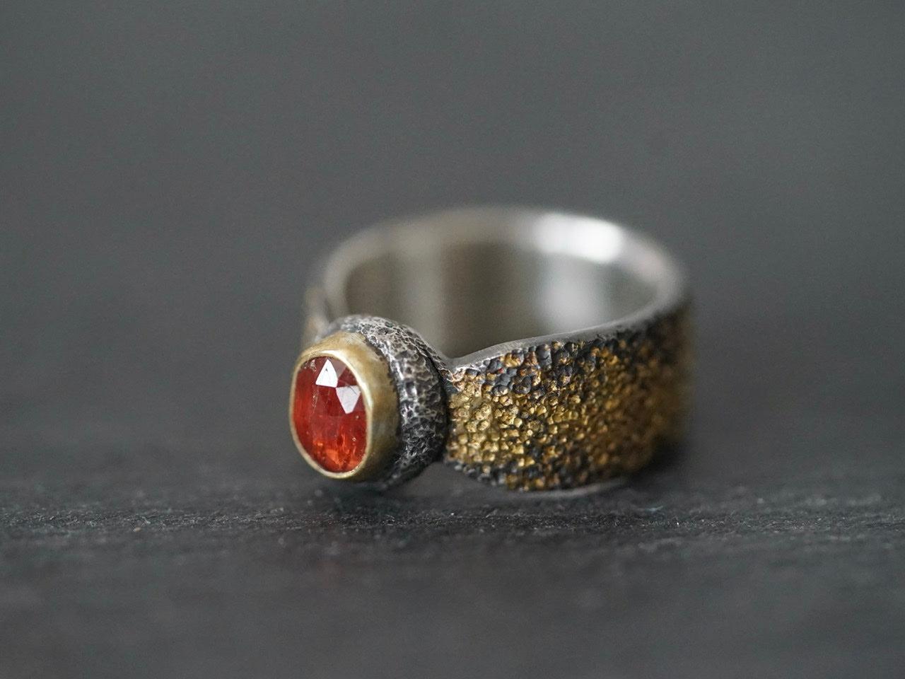 22k gold and red spinel ring, size 6