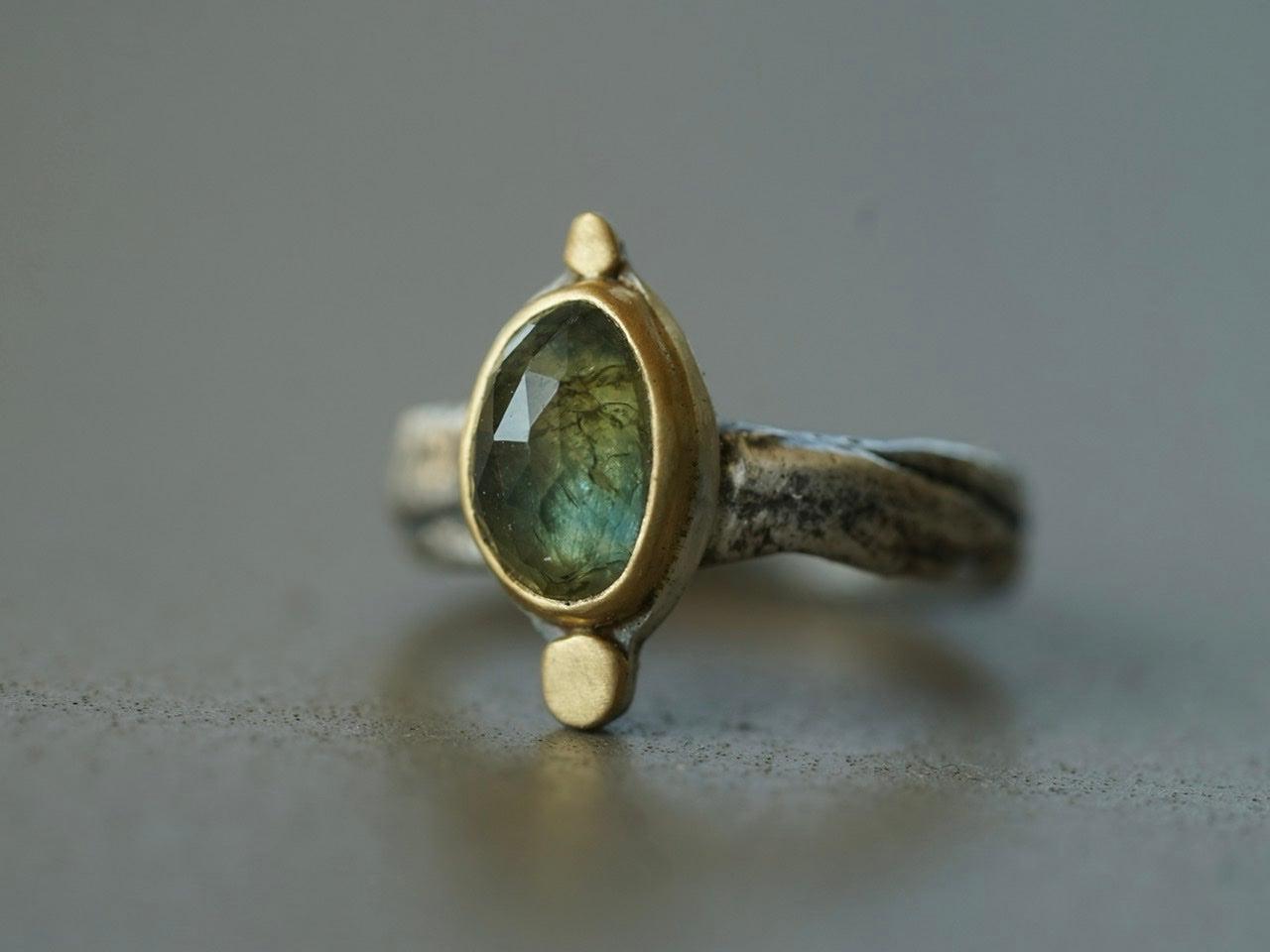Elegant semi-translucent green sapphire and 22k gold ring, size 7
