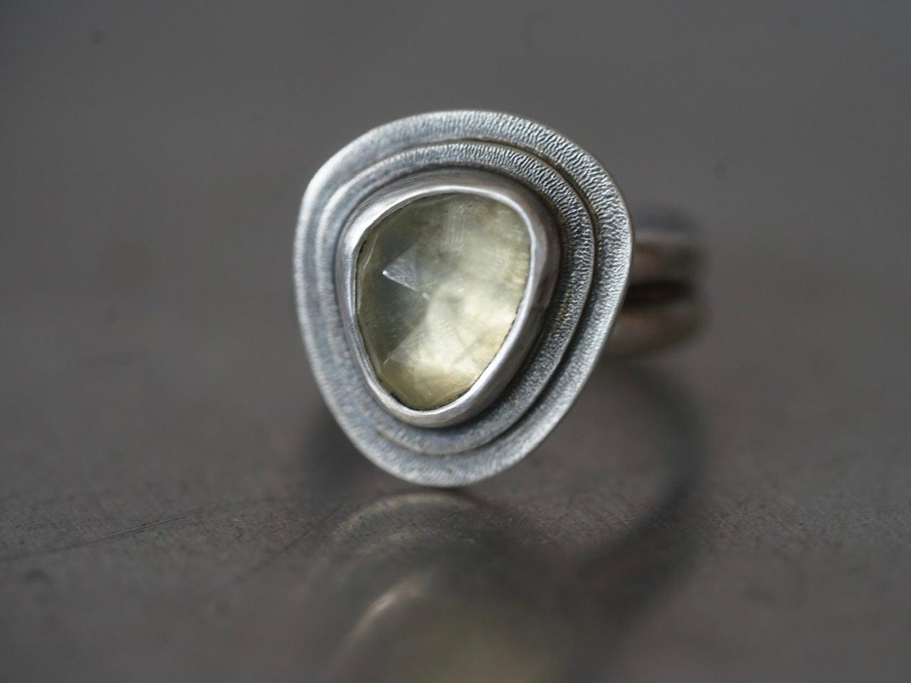 Prehnite ring, size 7