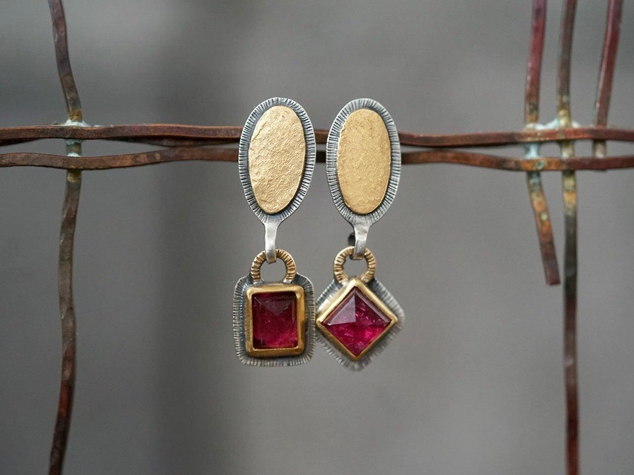 Asymmetrical pink tourmaline and 218K gold earrings