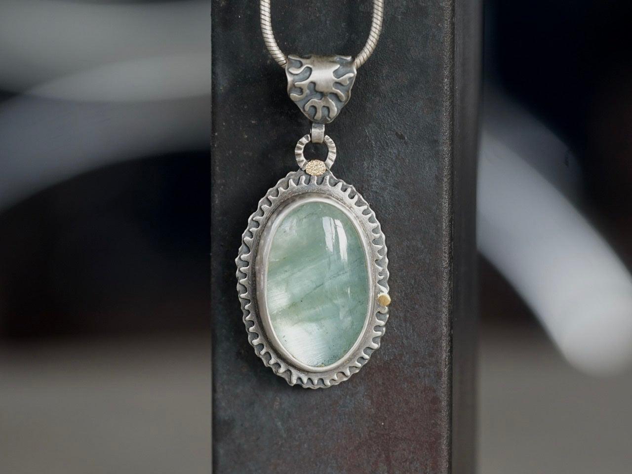 Aquamarine pendant