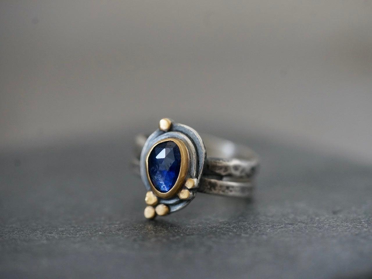 Royal blue sapphire ring size 7