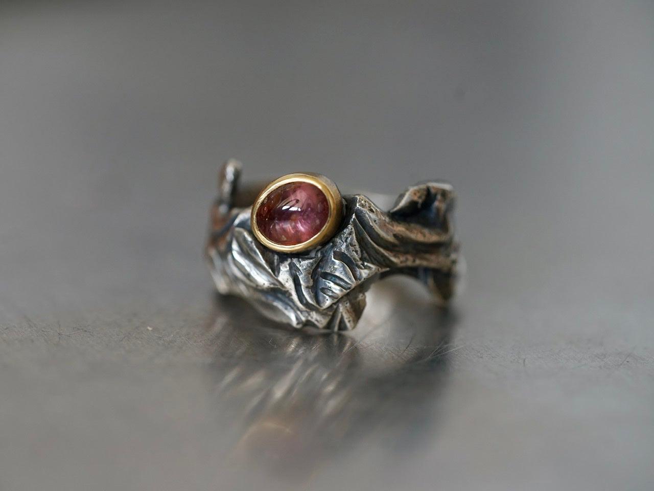 Carved sapphire ring, size 8.75