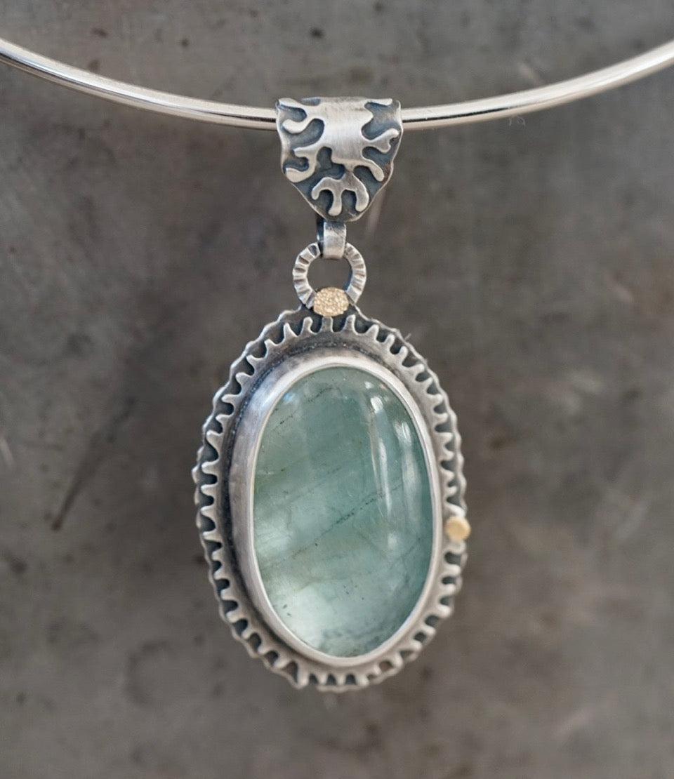 Aquamarine pendant