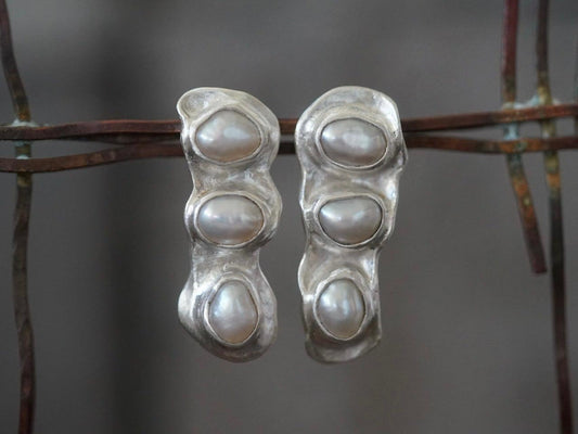 Organic pearl post earrings, large