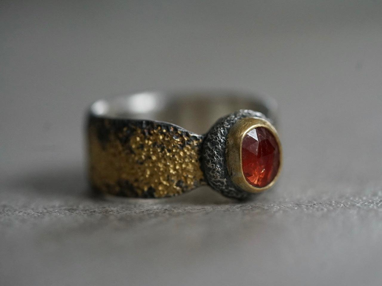 22k gold and red spinel ring, size 6