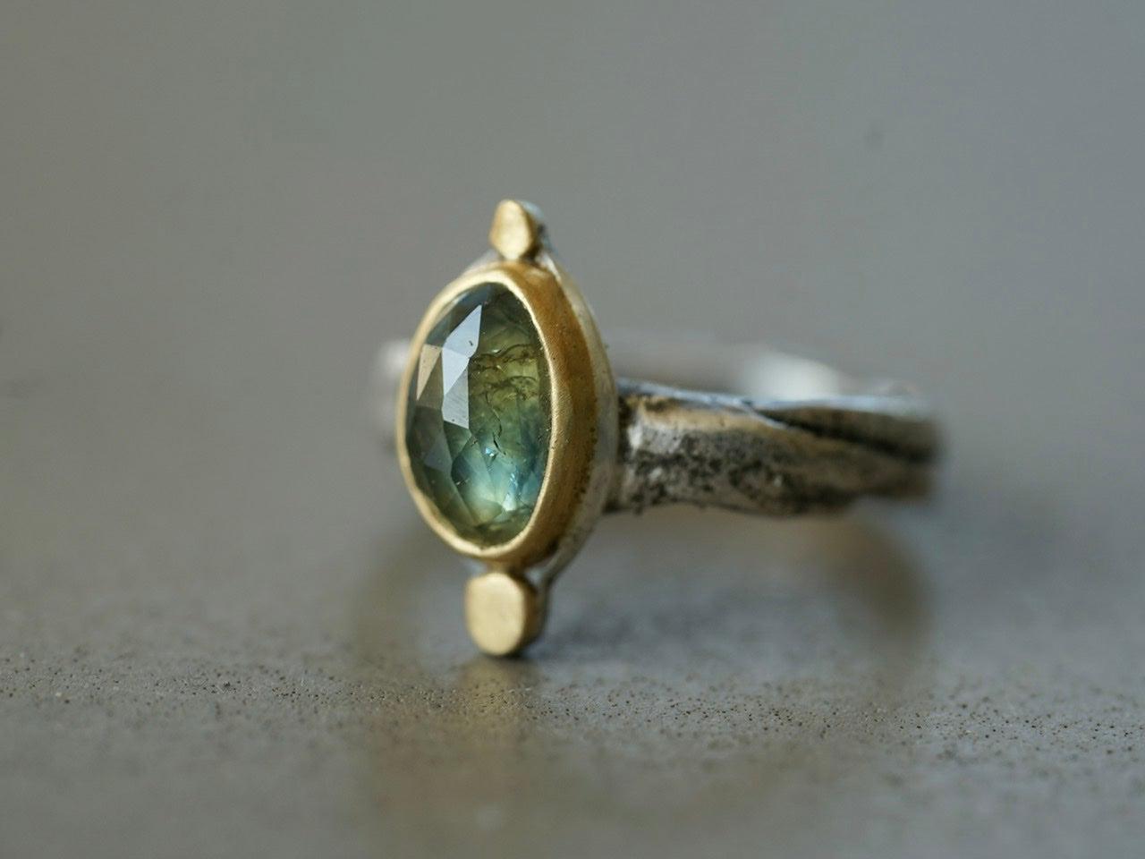 Elegant semi-translucent green sapphire and 22k gold ring, size 7