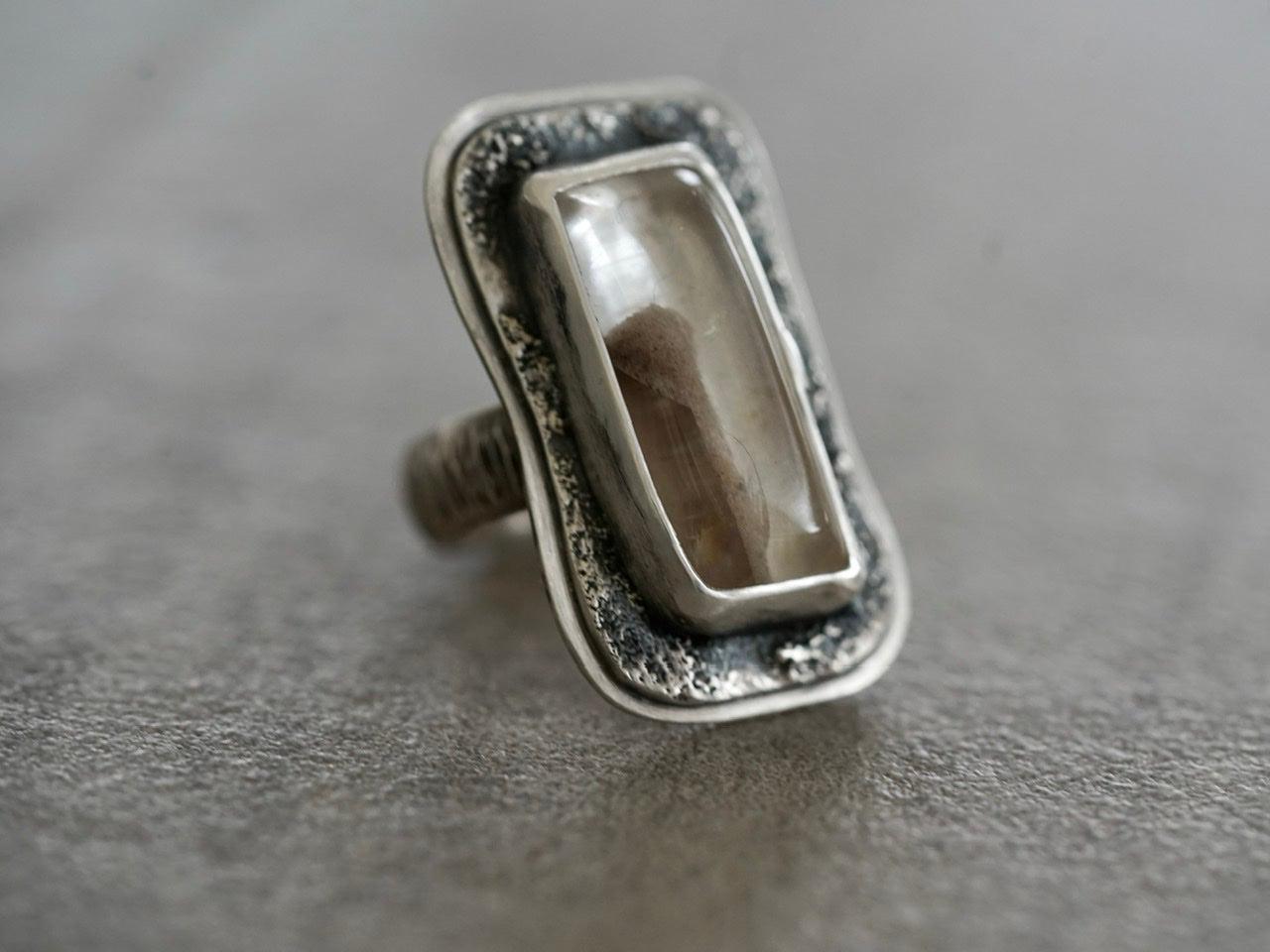 Phantom quartz mirror ring, size 7.5