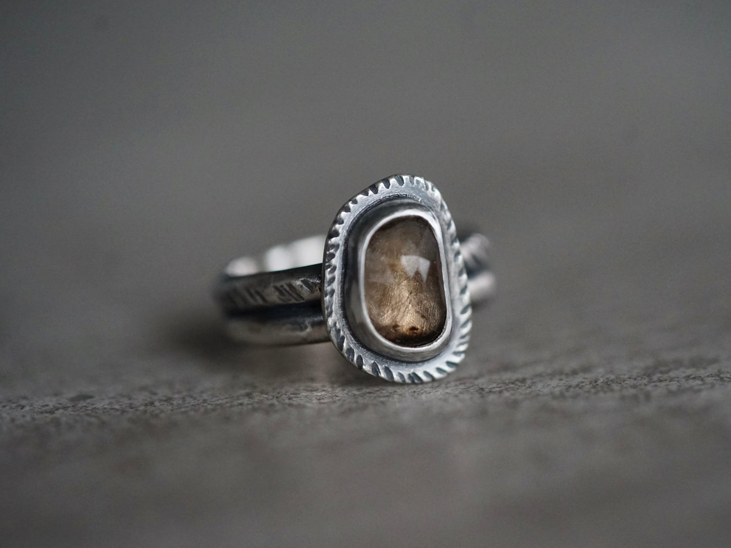 Smoky brown spinel ring