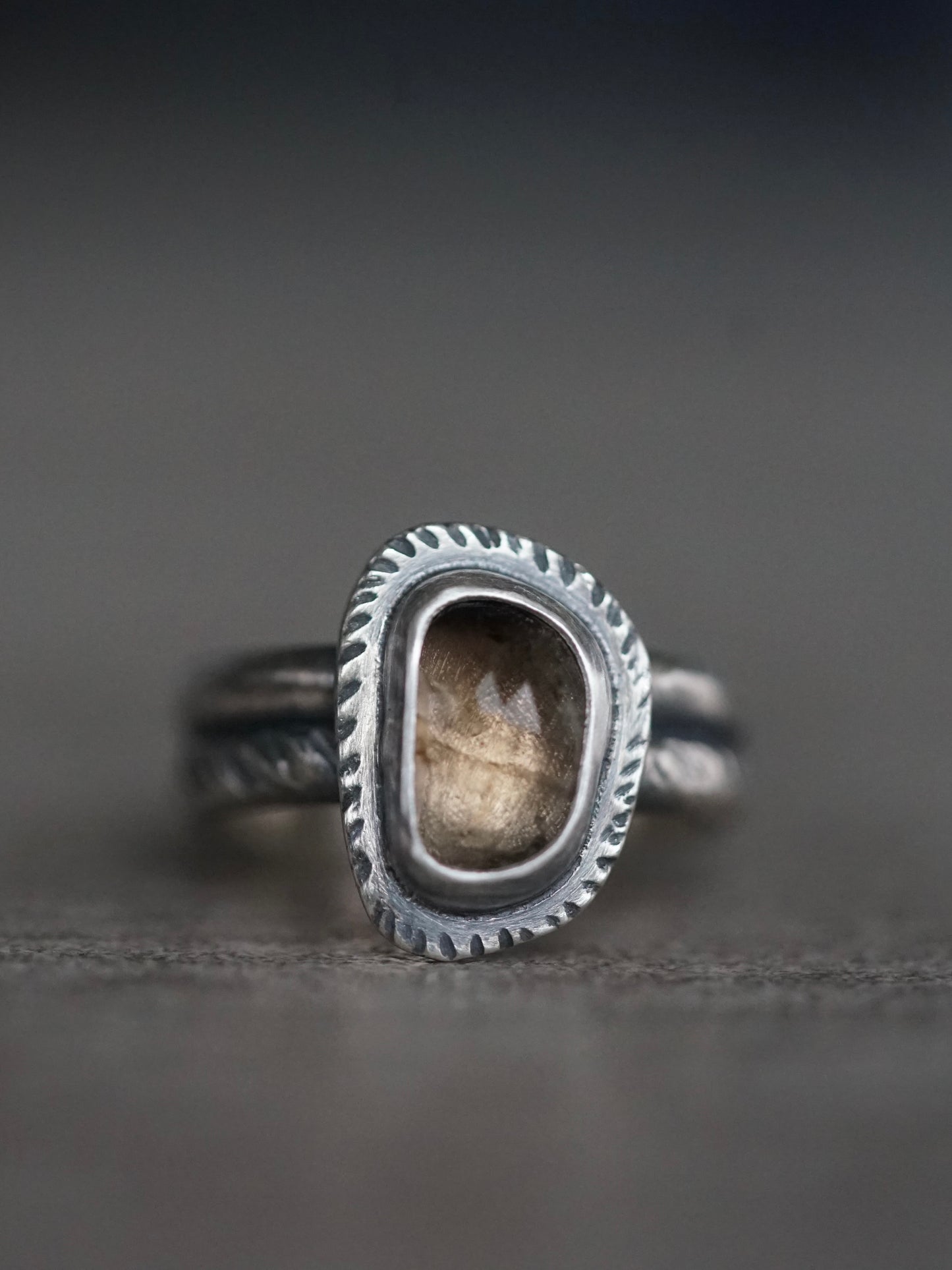 Smoky brown spinel ring