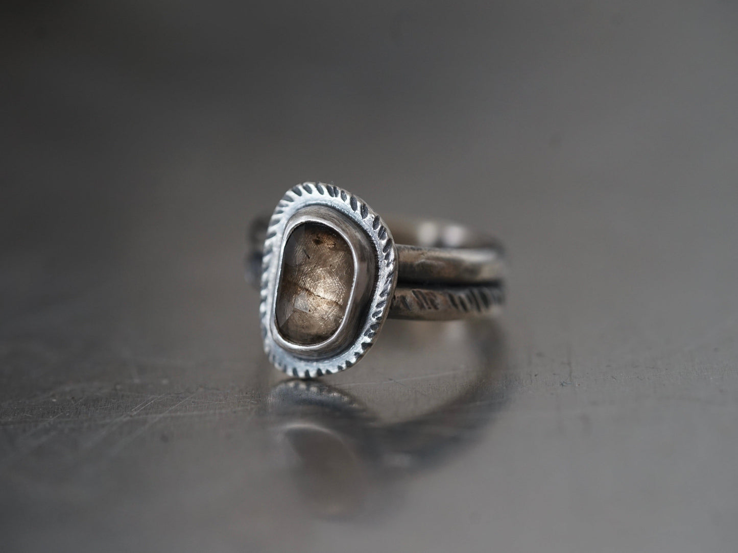 Smoky brown spinel ring