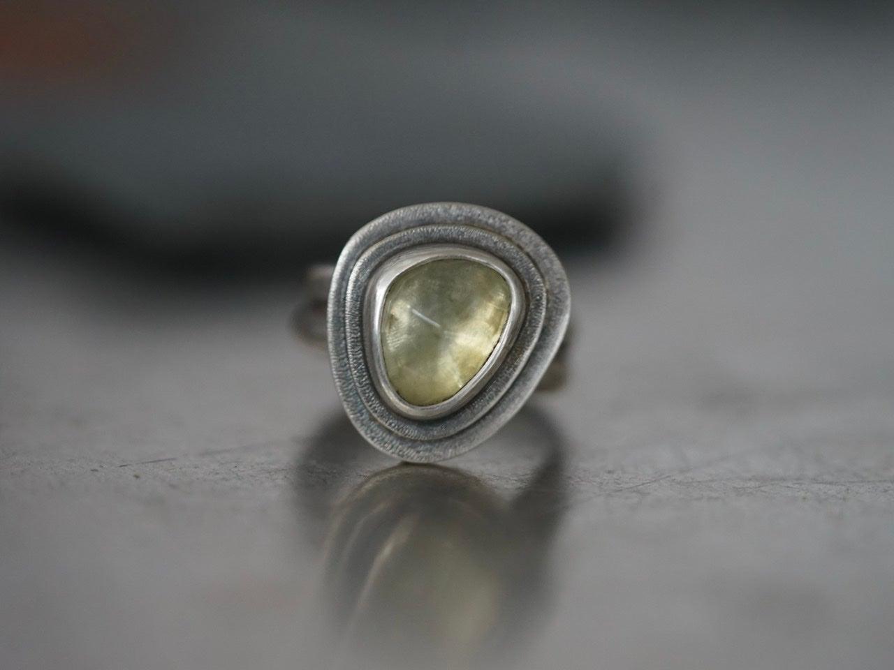 Prehnite ring, size 7