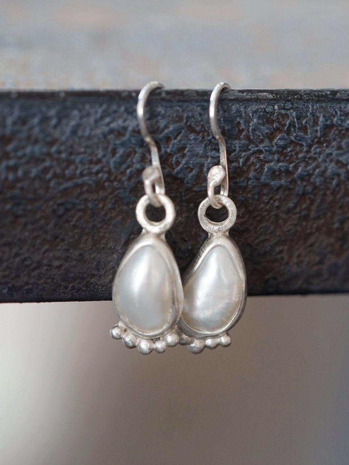 Freshwater pearl and sterling silver dangle earrings