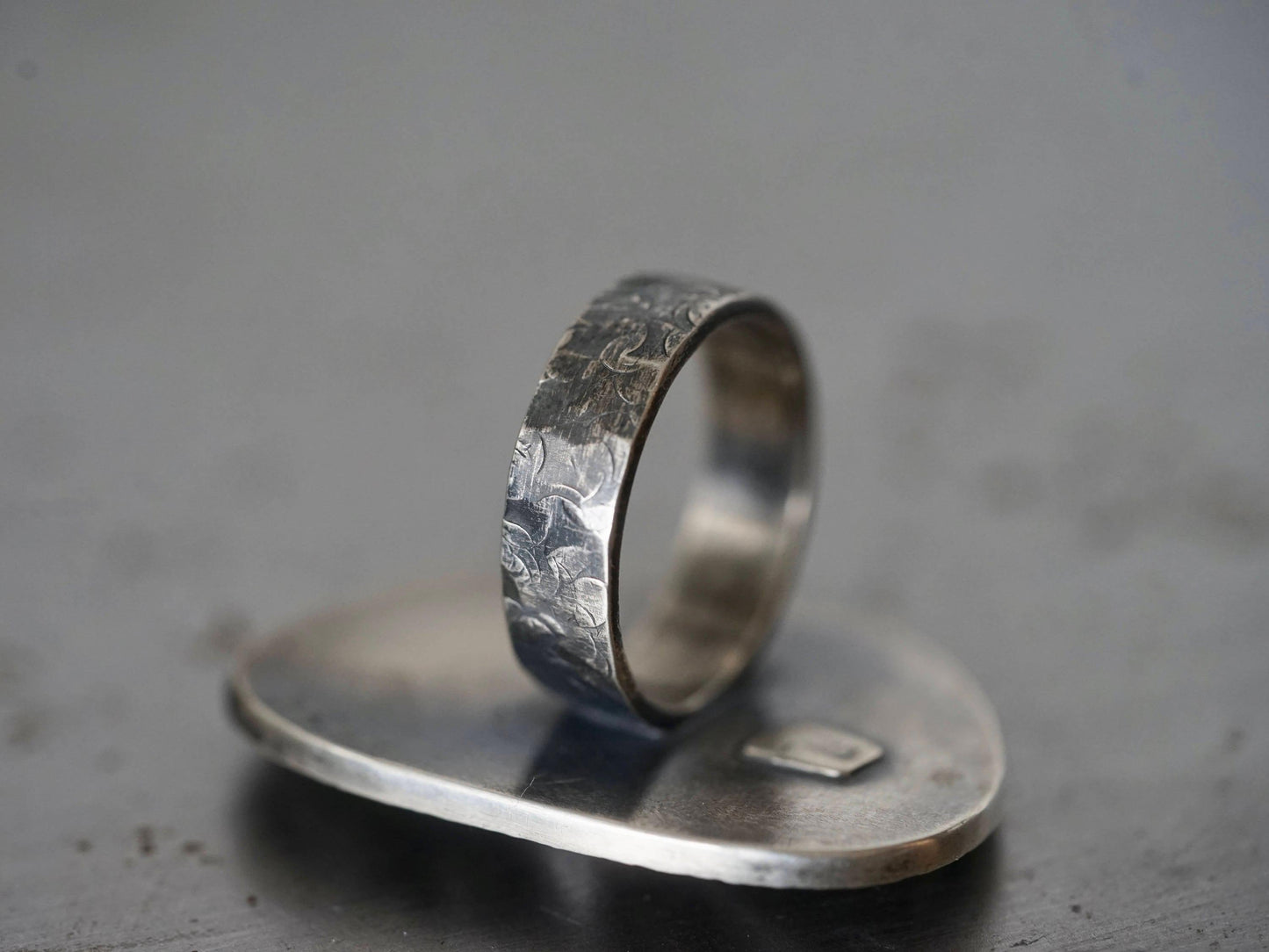 River rock ring, pebble and raw diamond ring, size 8.25