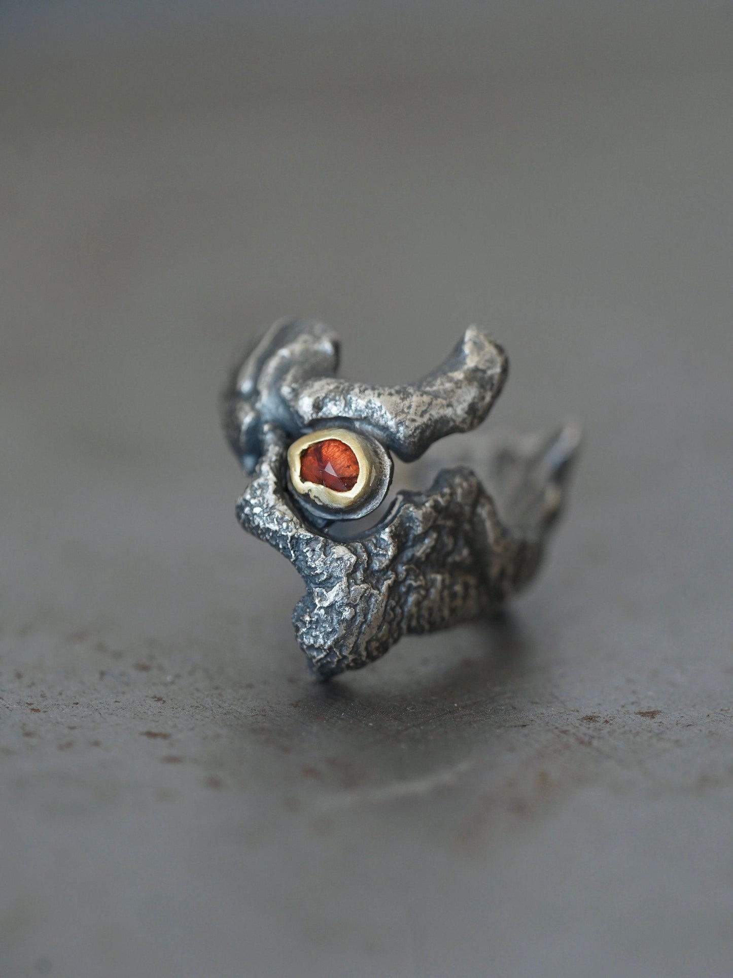 Dragon eye ring, red spinel and 22k gold, size 6.75