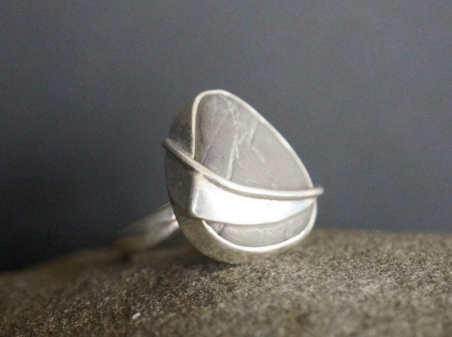 Sterling silver and beach pebble ring, size 8